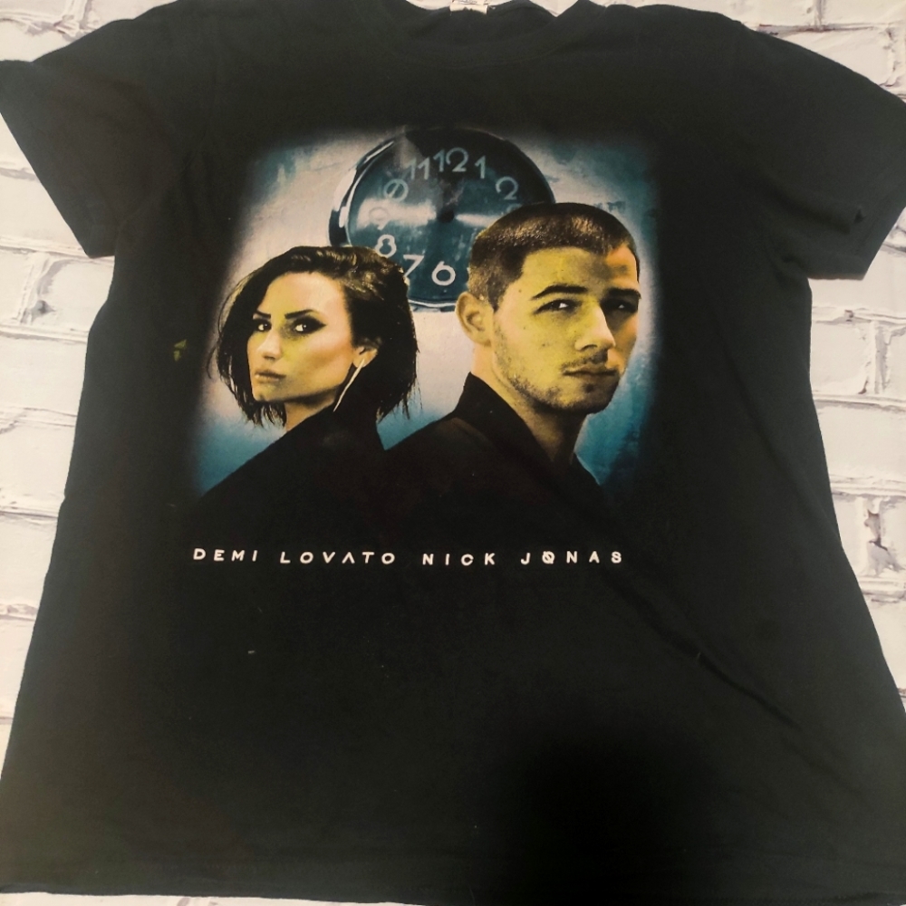 Demi Lovato Nick Jonas Concert T shirt
